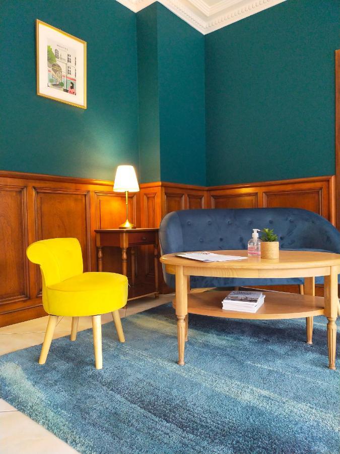 Hotel De La Marine Сен Ерблен Екстериор снимка