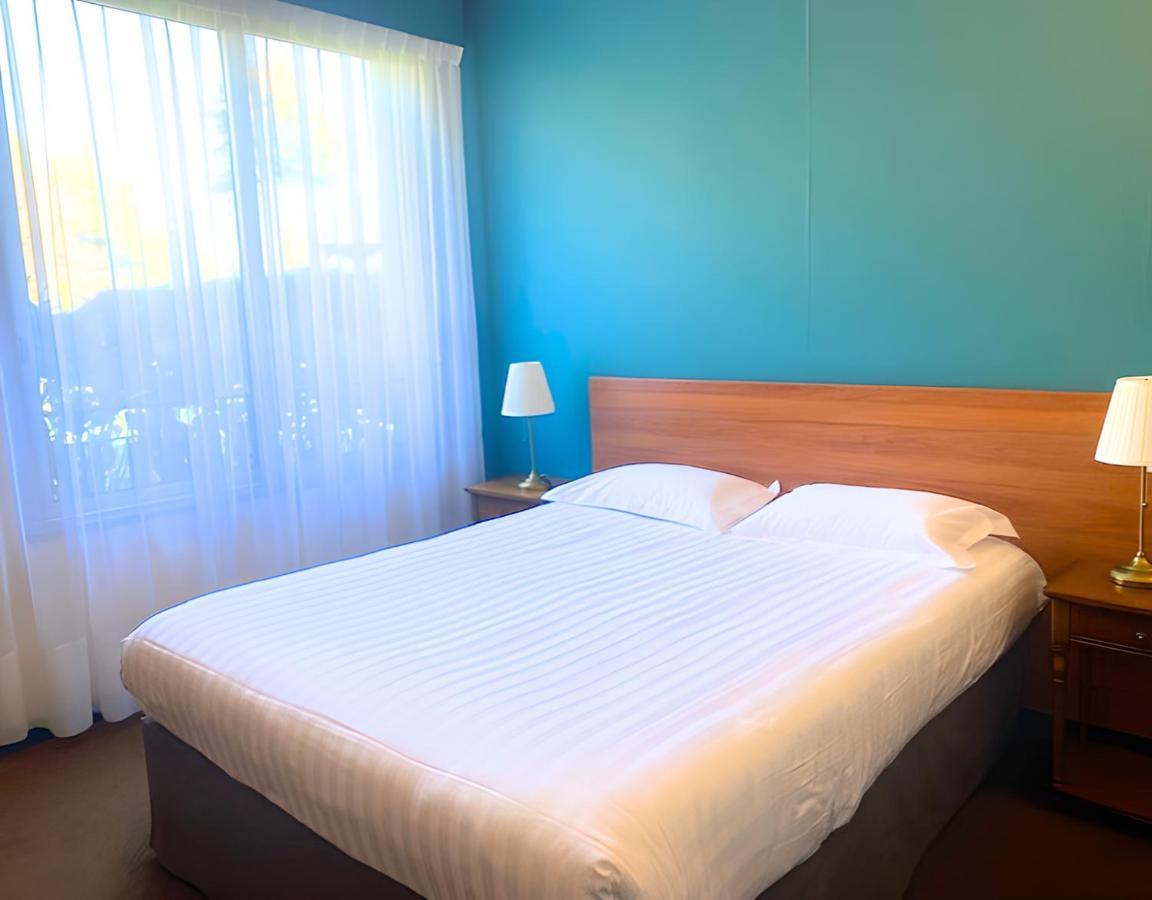 Hotel De La Marine Сен Ерблен Екстериор снимка