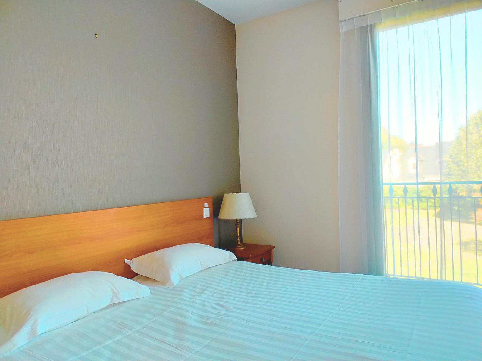 Hotel De La Marine Сен Ерблен Екстериор снимка