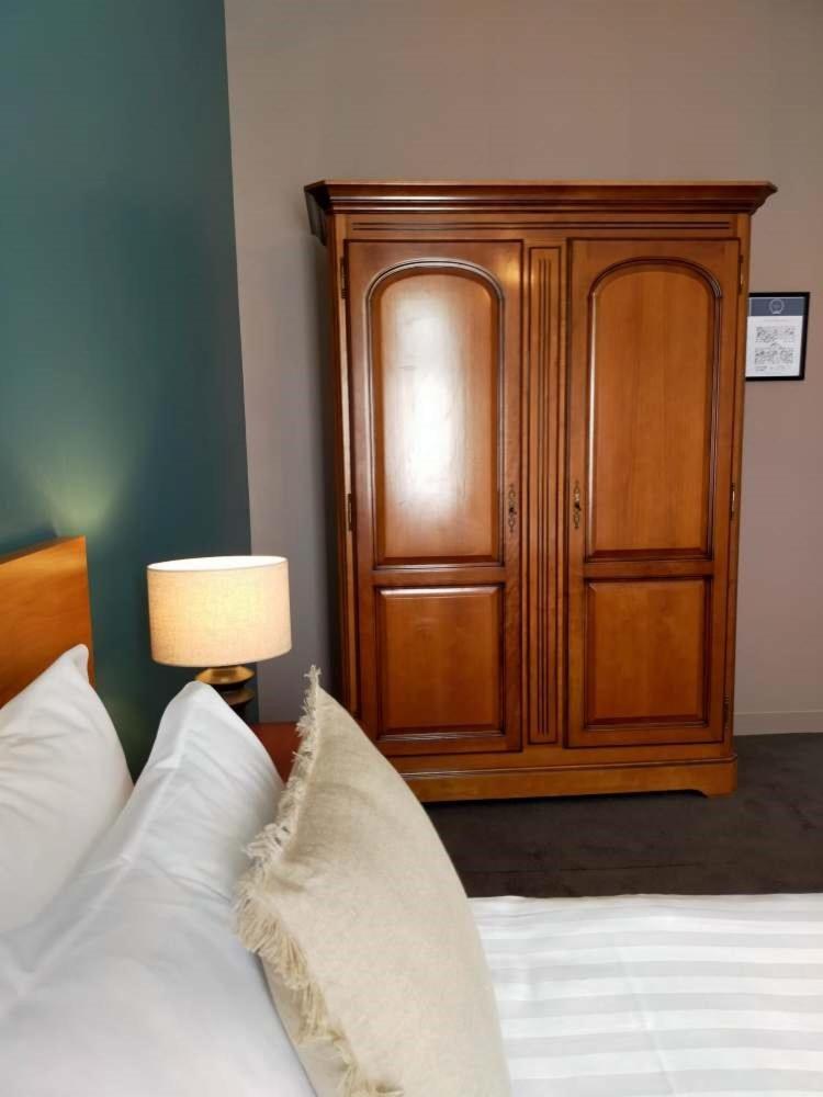 Hotel De La Marine Сен Ерблен Екстериор снимка